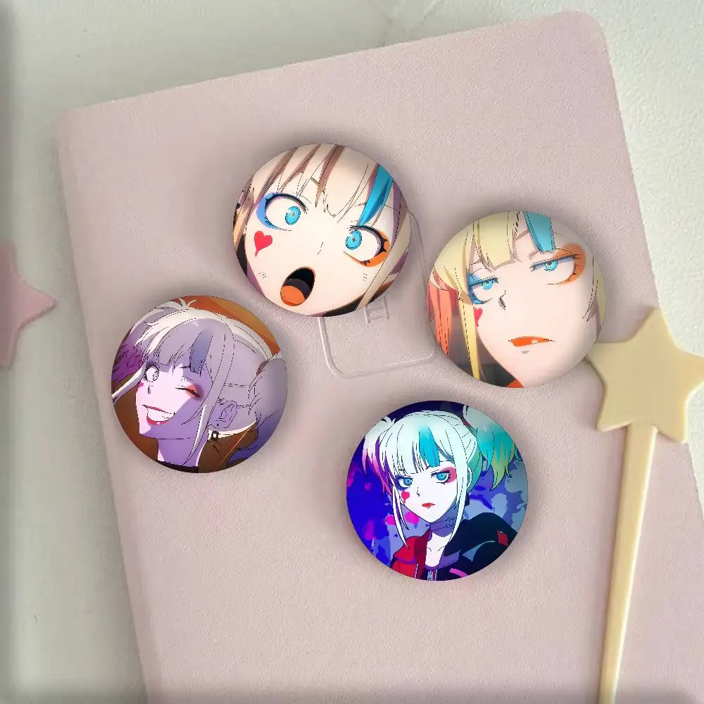 Spilla Rotonda Manga Anime Car - Anime Harley Quinn Cosplay recensione e prezzo